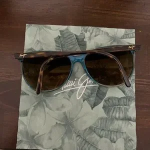 Maui Jim | Accessories | Limited Sale Maui Jim Polarized Cat  display picture 2